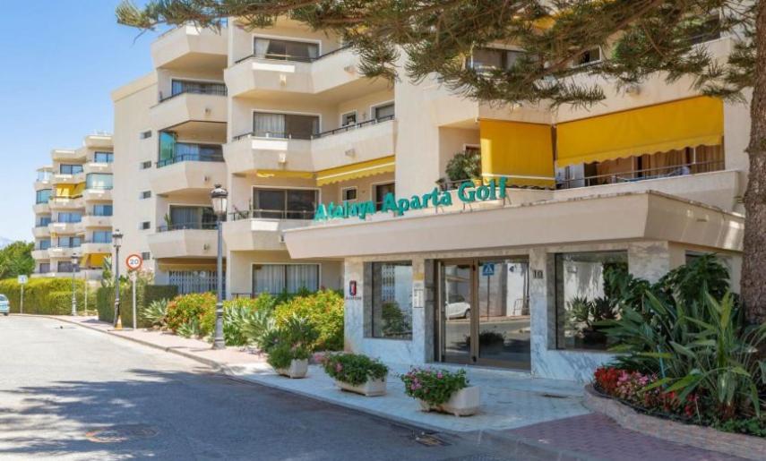 Habitacion Deluxe Con Bano Privado En Atalaya Apartagolf, Естепона Екстериор снимка