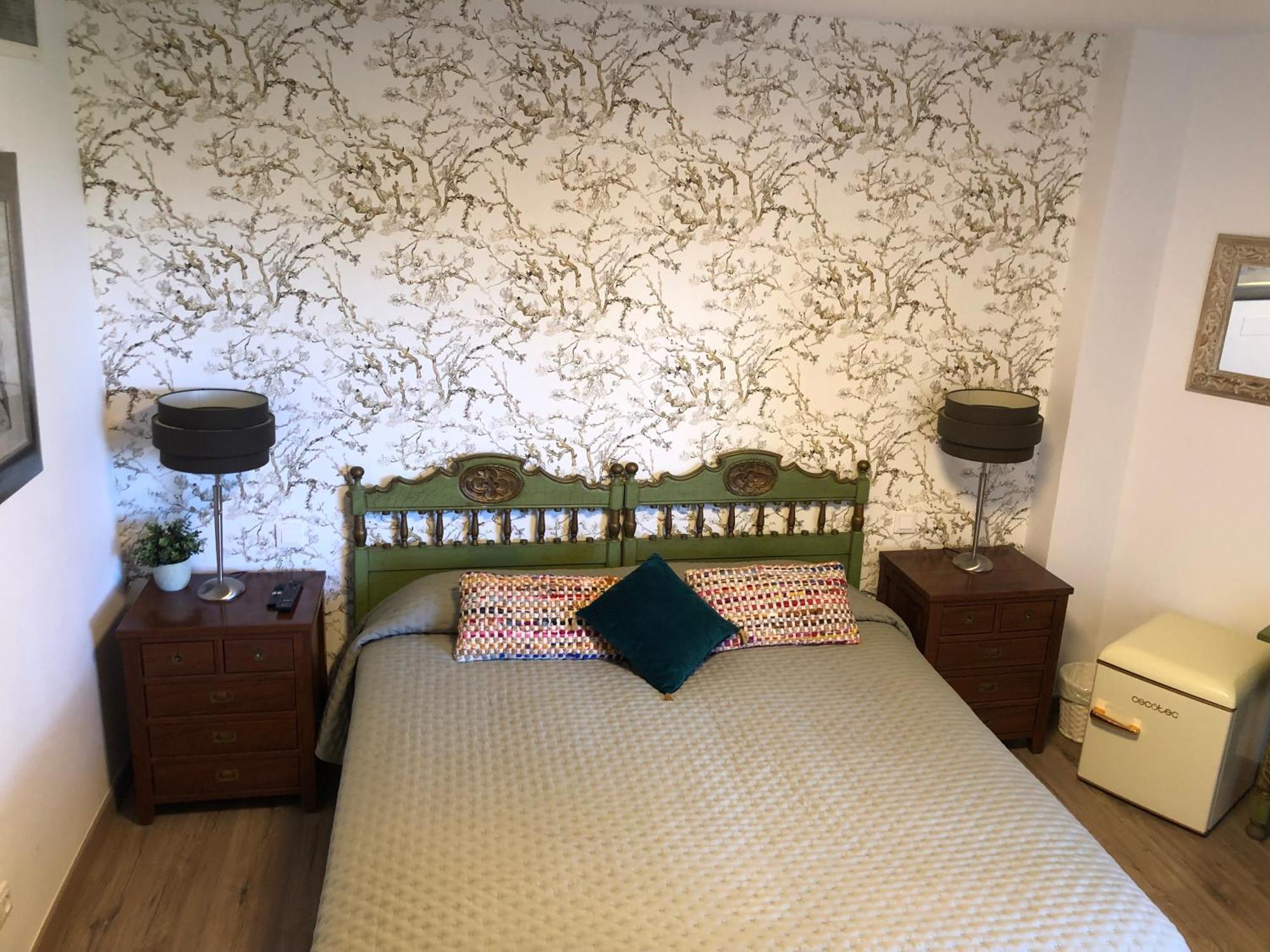 Habitacion Deluxe Con Bano Privado En Atalaya Apartagolf, Естепона Екстериор снимка